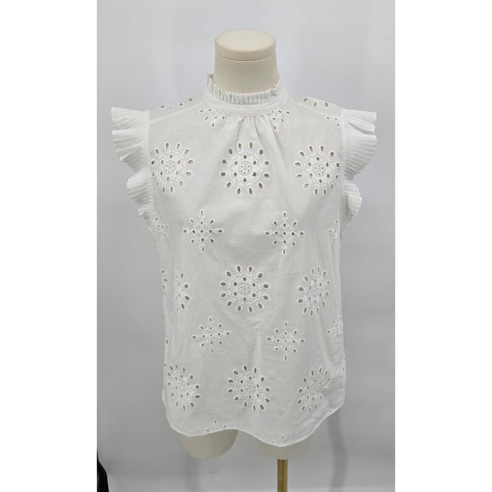 1 State Feminine Romantic White‎ Eyelet Flutter Sleeve Top